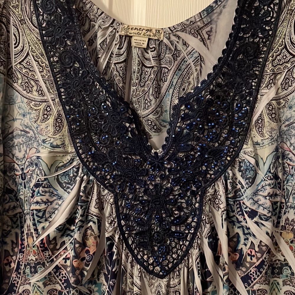 1x multiple colors. Short sleeve. Swing bottom - Picture 2 of 5